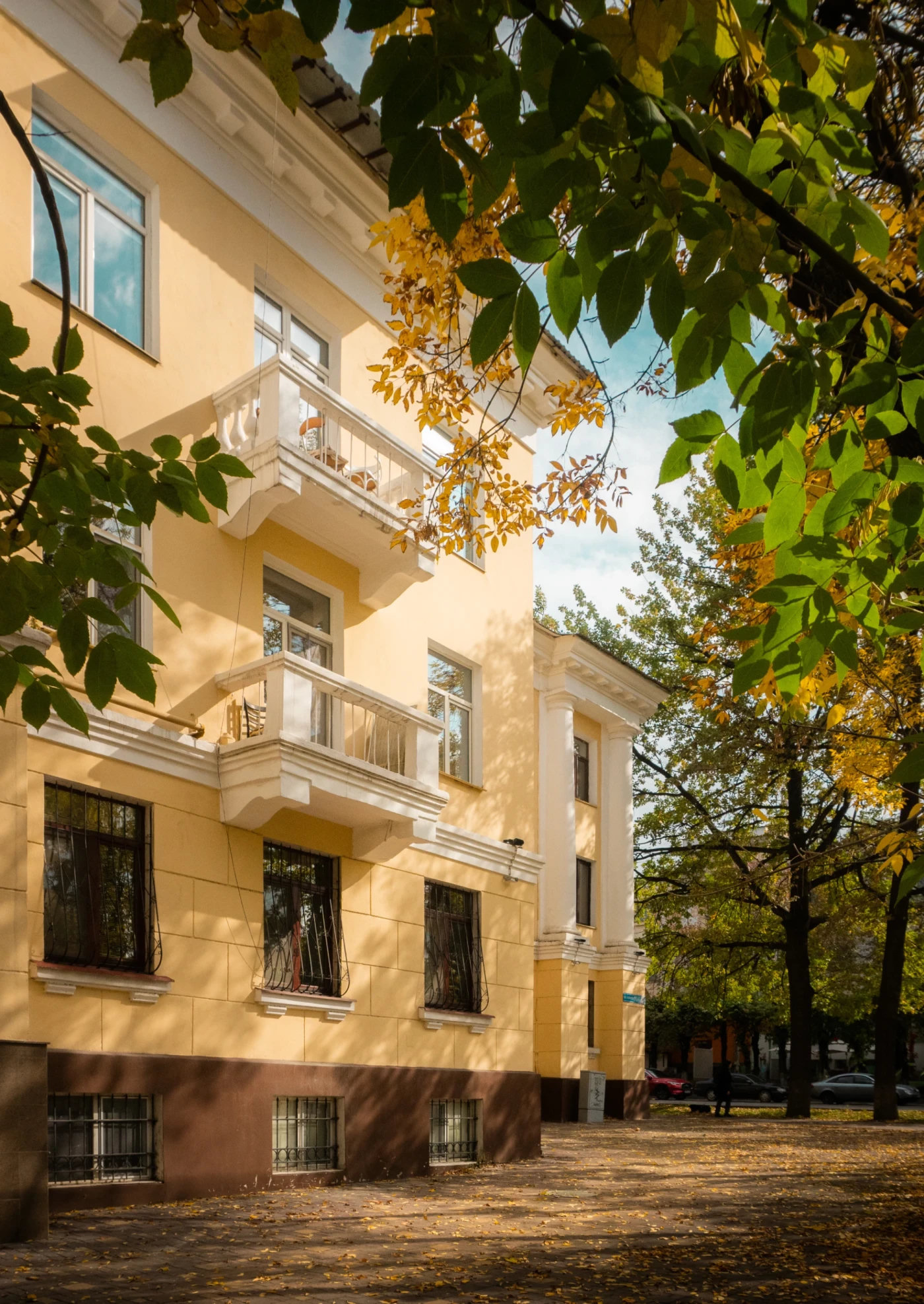 Классические здания создают ощущение уюта
